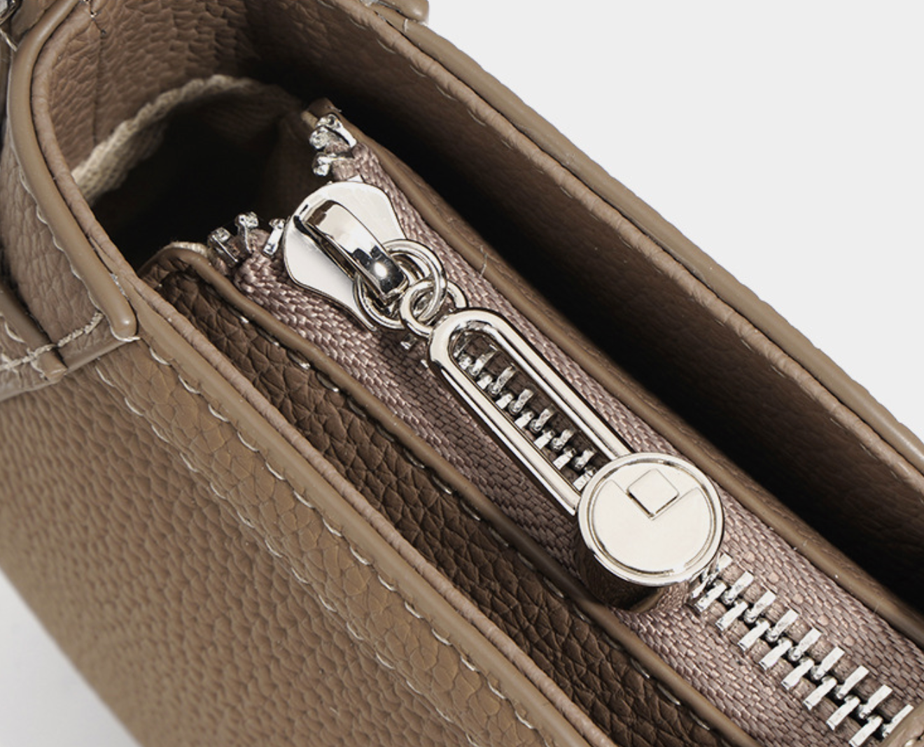 curved-edge mini shoulder bag with lock detail – LIME