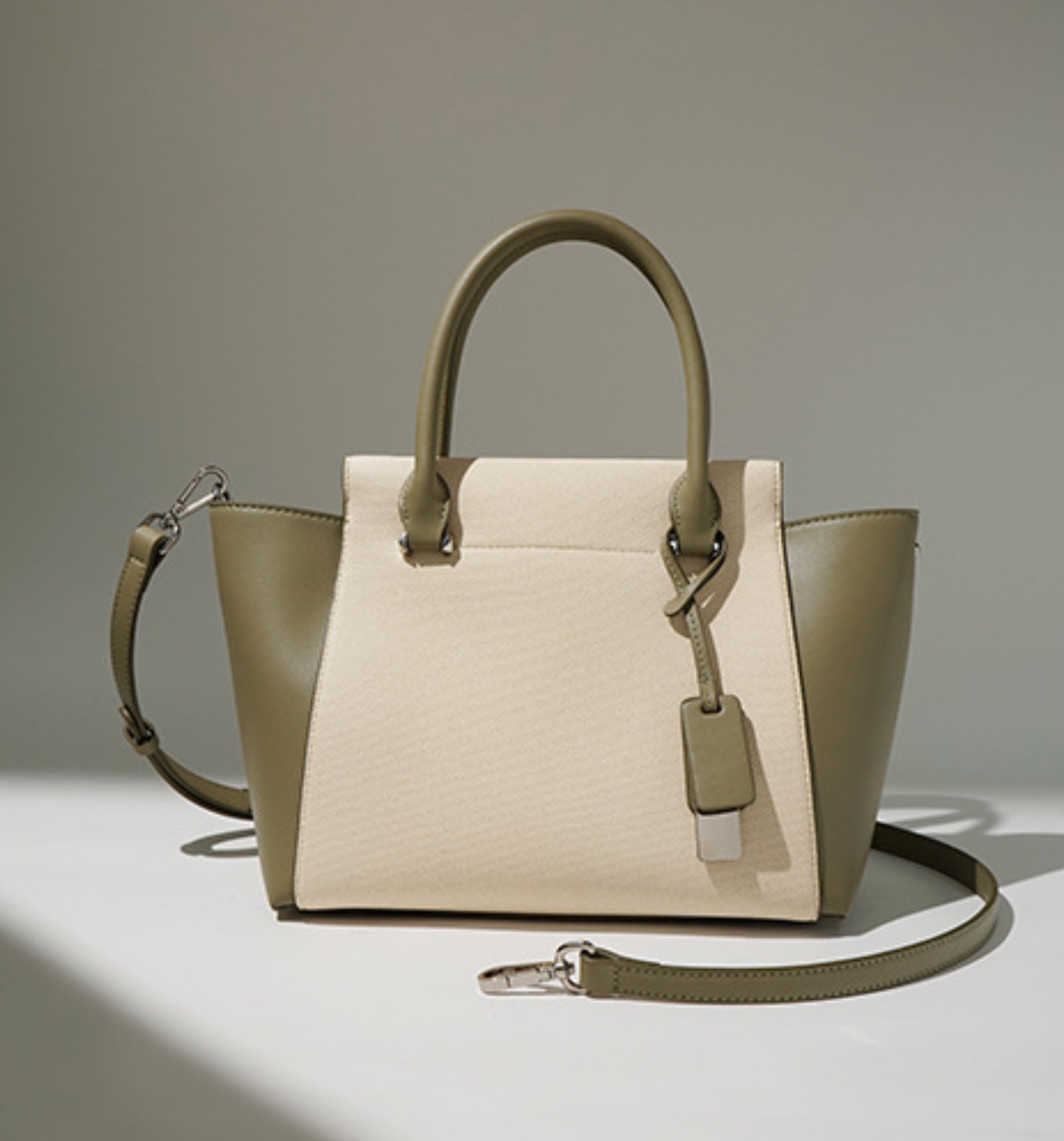 canvas tote bag with leather side panels – SIENNA