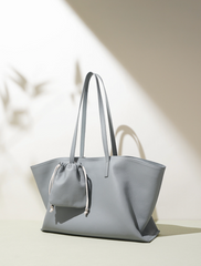 soft-structured tote bag with mini pouch – SANDRA