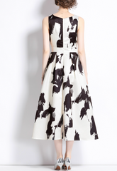 sleeveless A-line dress with abstract monochrome print – NOIYA