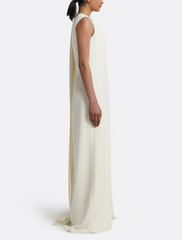 sleeveless cape gown with crystal neckline – IVORS