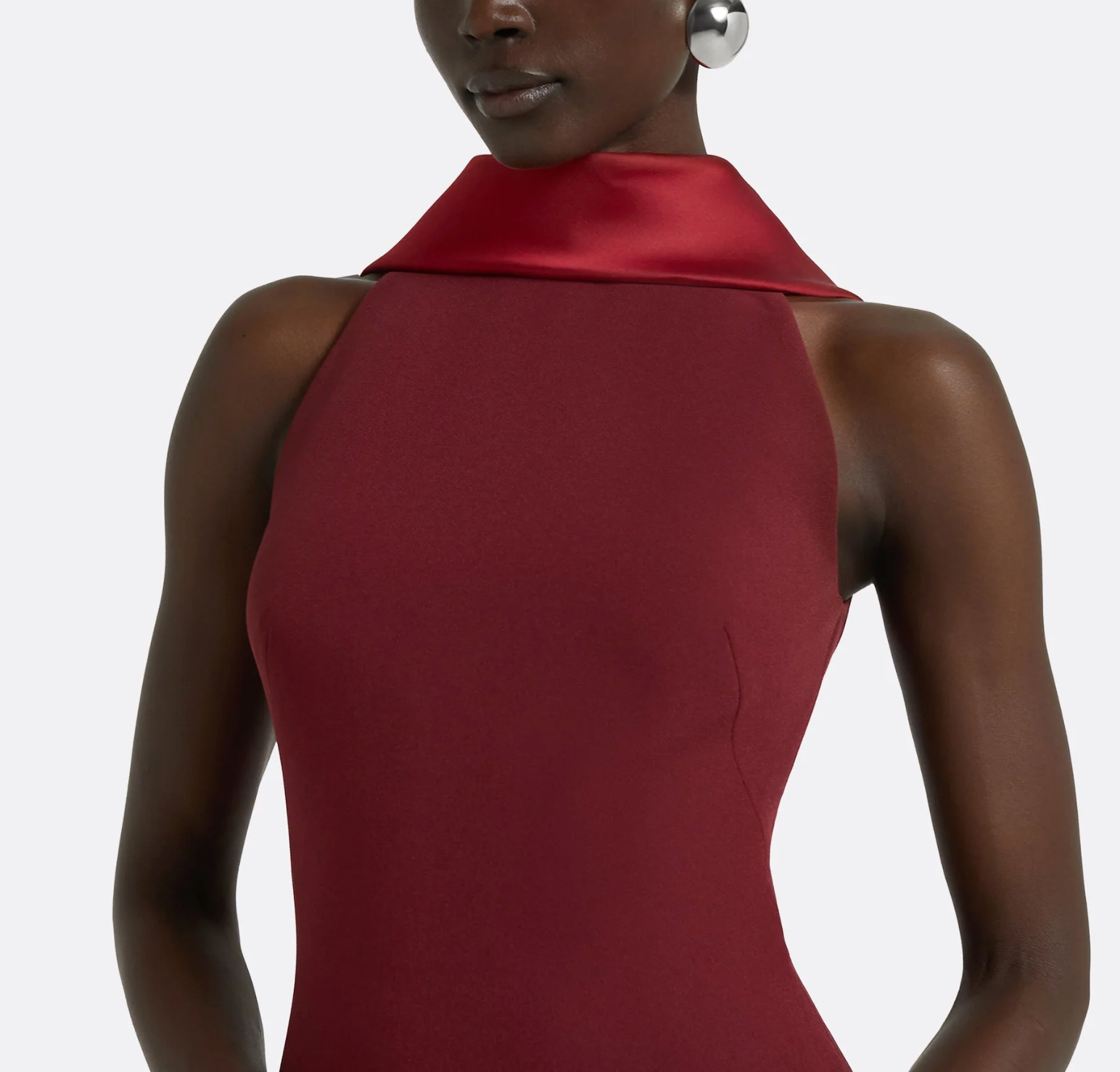halter-neck column gown with folded collar – MERLOT