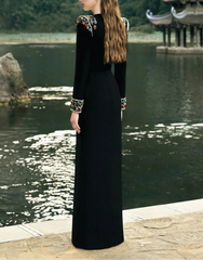 Embellished shoulder column dress with long sleeves – Amonda