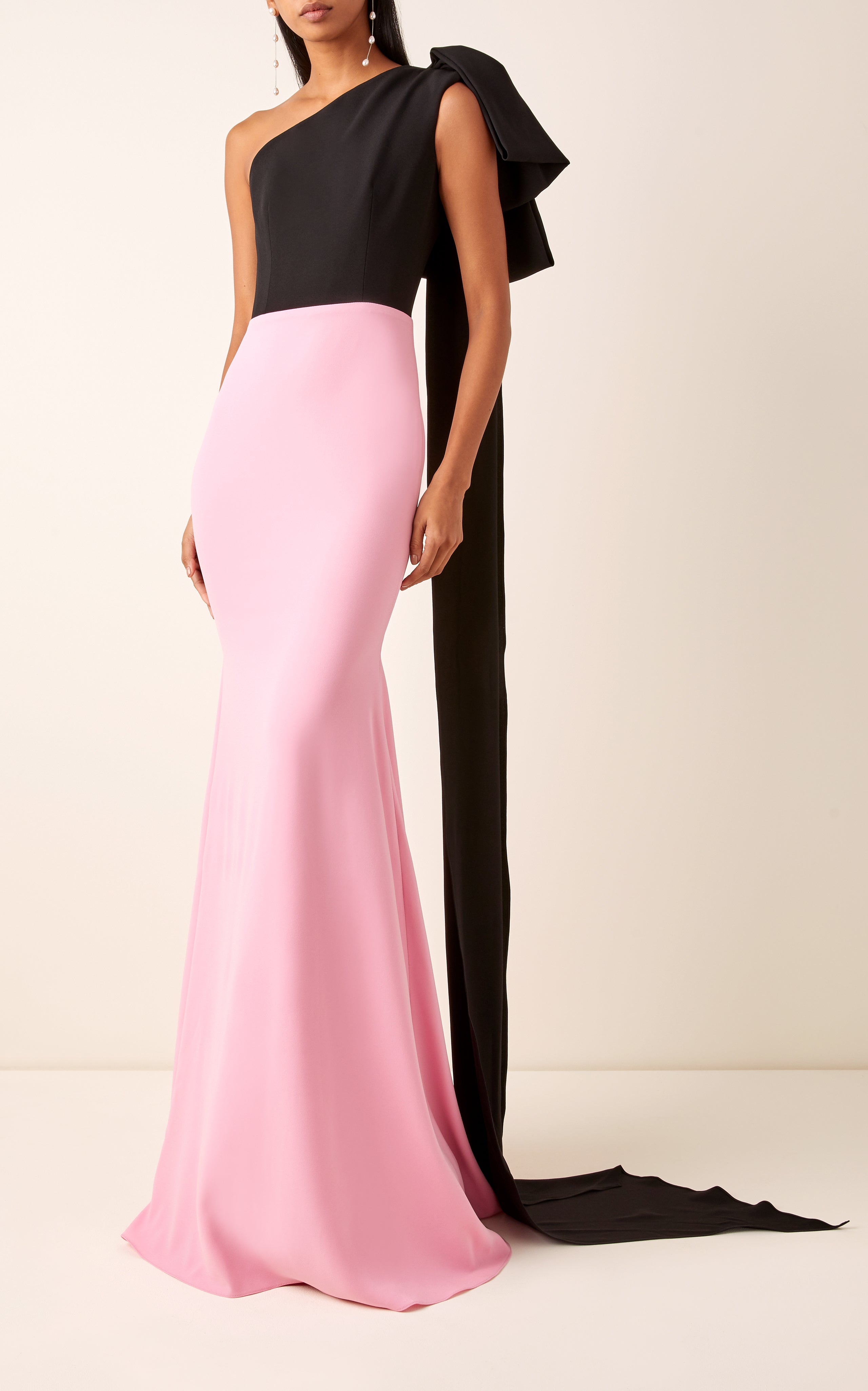 Two-tone one-shoulder gown with draped bow – Golzsa