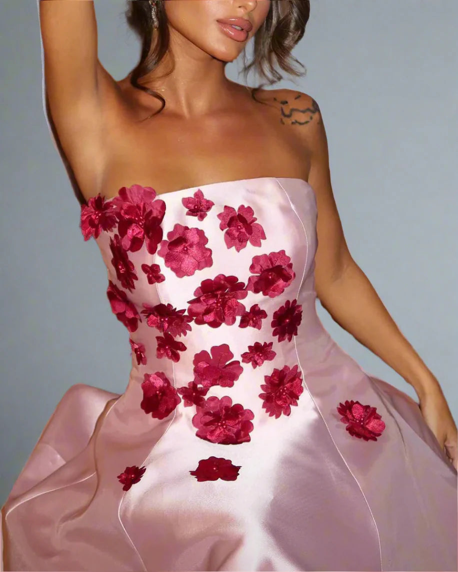 Strapless A-line gown with floral appliqué bodice – BLOSSOM