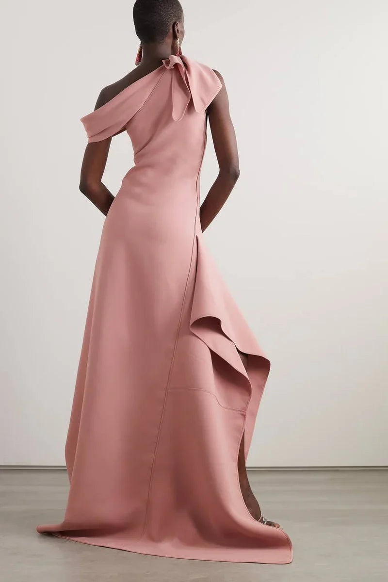 asymmetric off-shoulder sculpted gown – Uolena