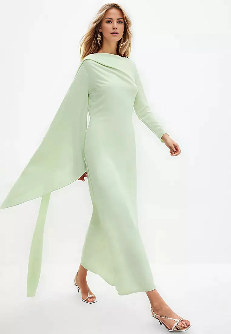 Asymmetric sleeve gown with draped scarf detail – Norden